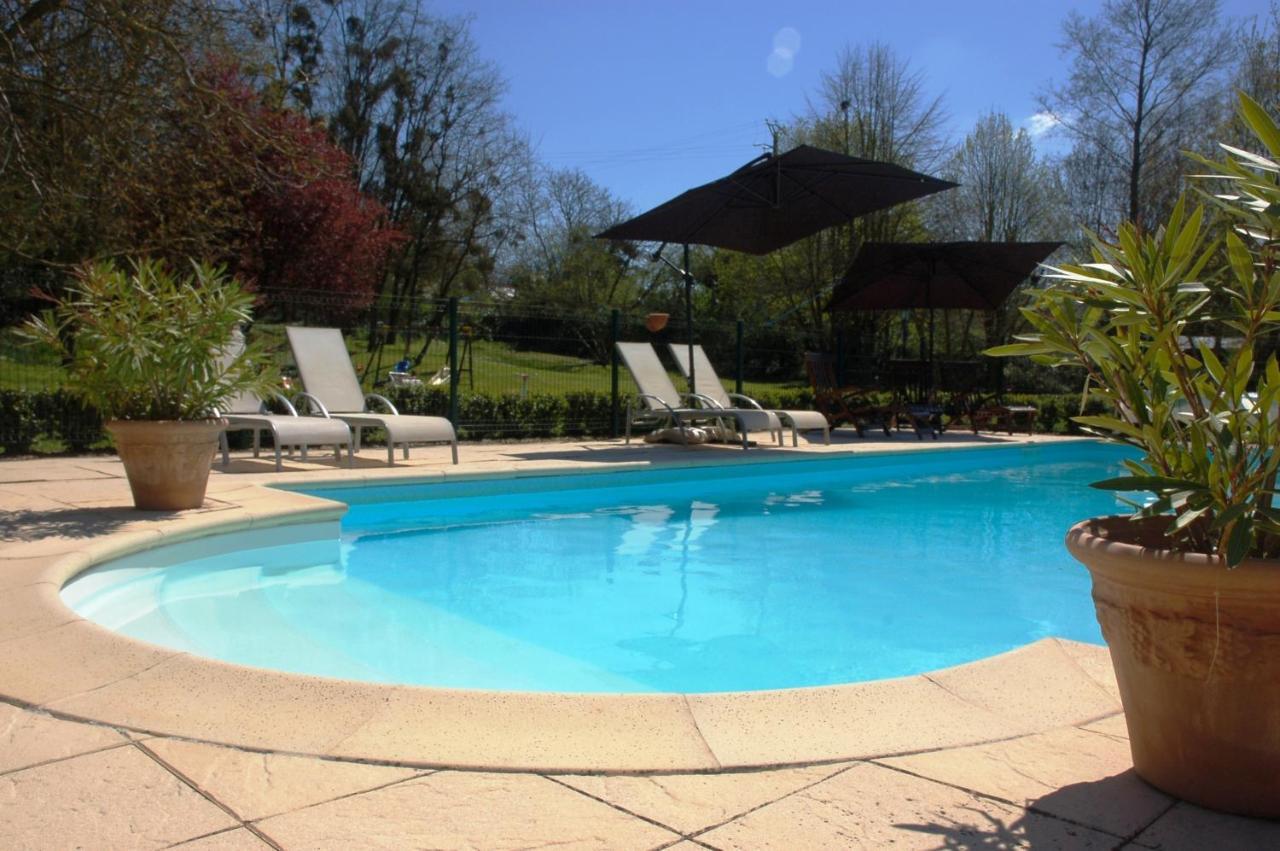 Le Logis Du Pressoir Self Catering Gites In Beautiful 18Th Century Estate In The Heart Of The Loire Valley With Heated Pool And Extensive Grounds. Les Bois-d'Anjou ภายนอก รูปภาพ